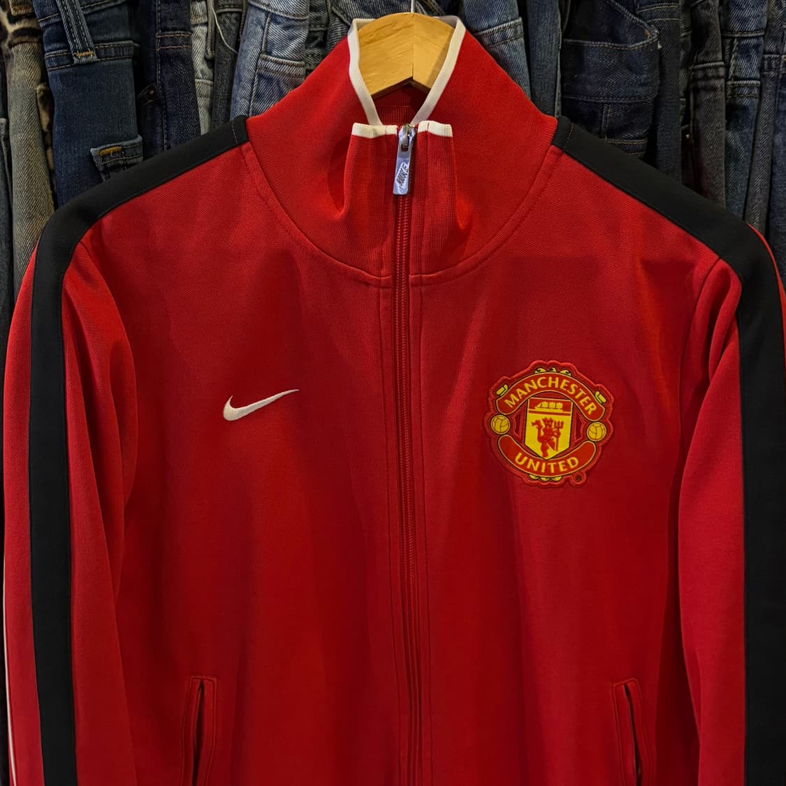 나이키 맨체스터 유나이티드 시그니쳐 트랙탑 져지 상품이미지3