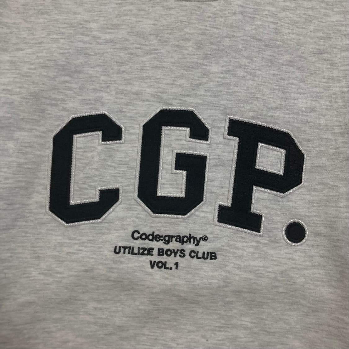 코드그라피 스펠아웃 빅로고 멜란지 그레이 맨투맨 상품이미지2