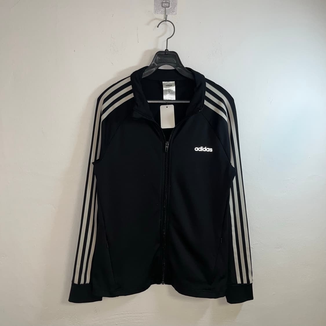 Adidas Black Track Jacket 상품이미지3