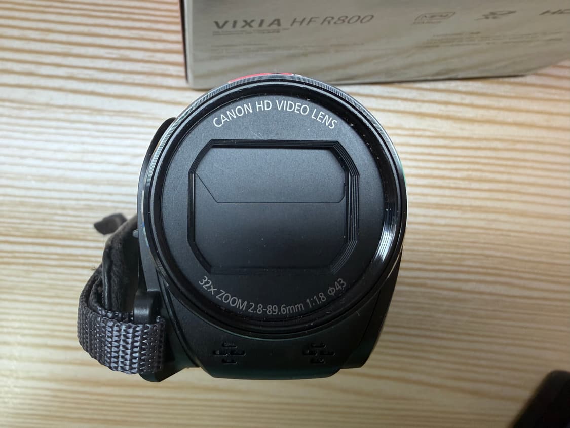 Canon hf r800 팝니다 상품이미지3