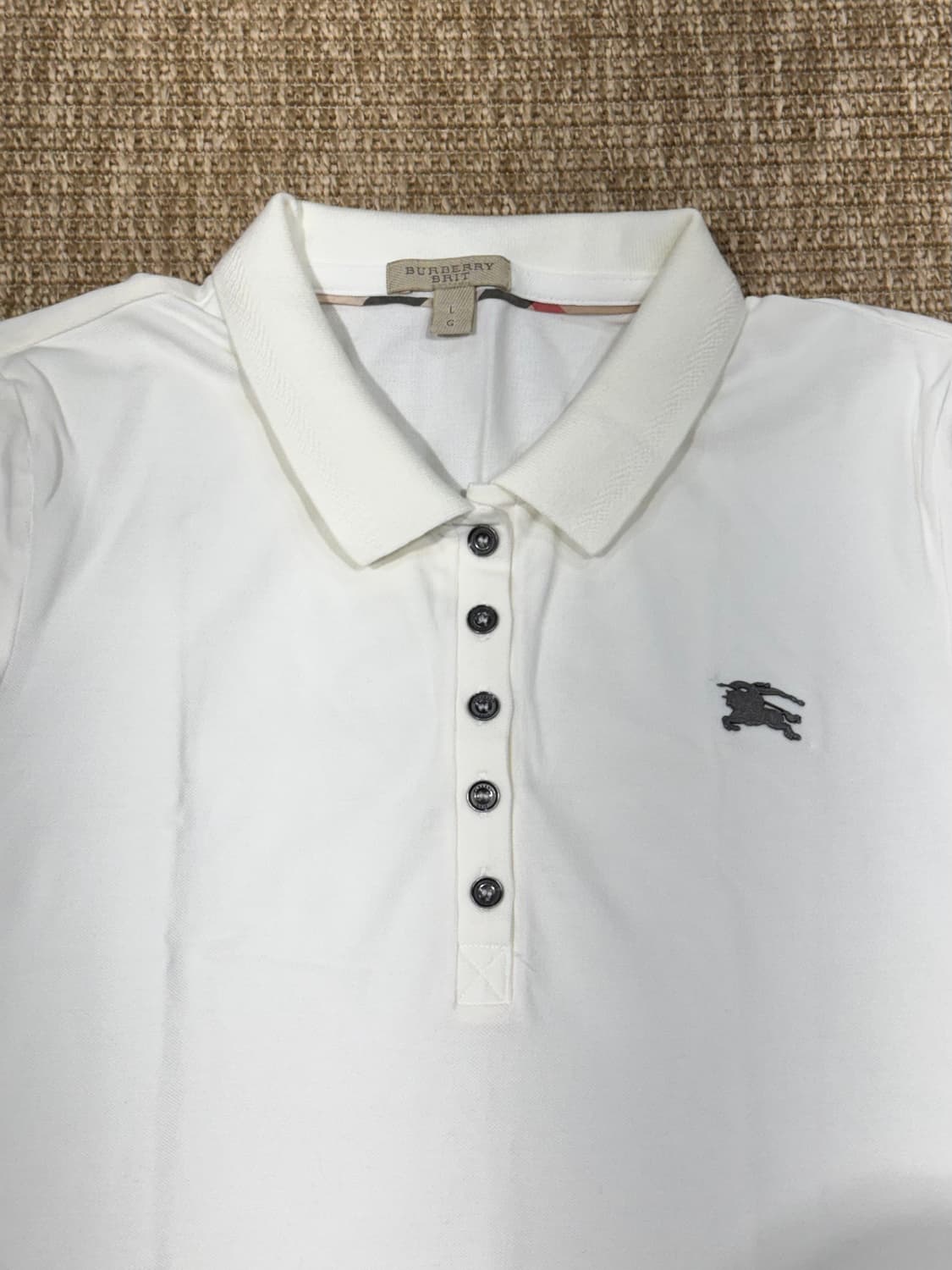 버버리 화이트 반팔 카라티 상품이미지2