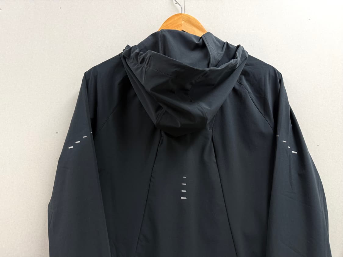 여성 xl / 나이키 스위프트 리펠 패커블 러닝 자켓 블랙 25년 신형 상품이미지7