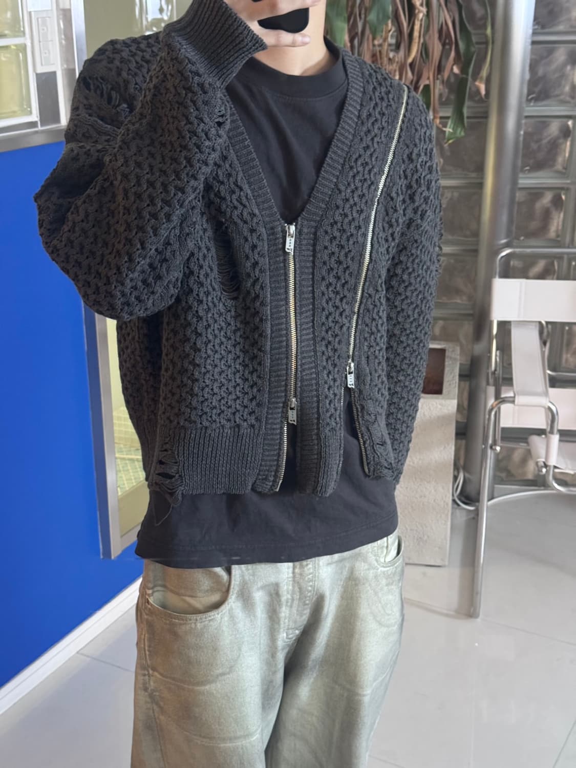 Line Zip Damage Cardigan 상품이미지4