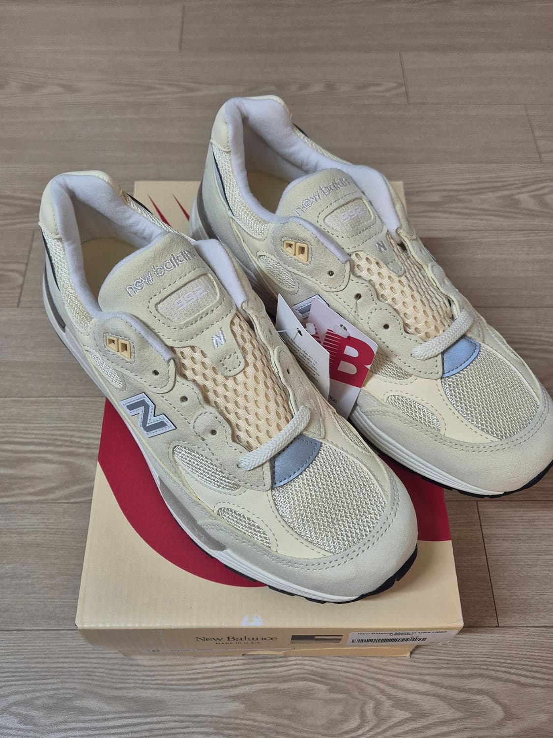 뉴발란스 U992MC 크림 265새상품 상품이미지1