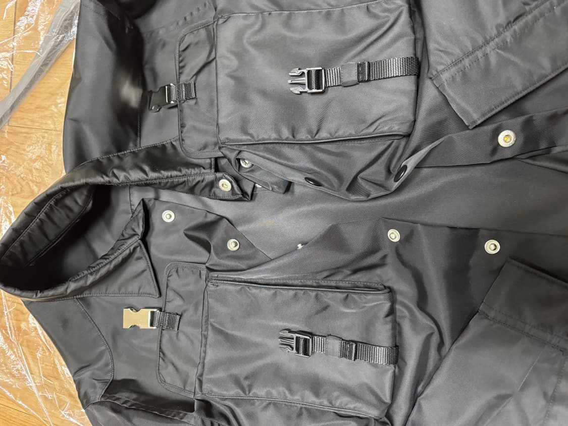 프라다 리나일론 셔츠 자켓 반팔긴팔 팝니다 상품이미지4