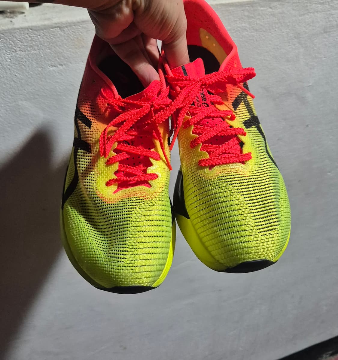 아식스 메타스피드 엣지 파리 270 사이즈 판매 상품이미지3