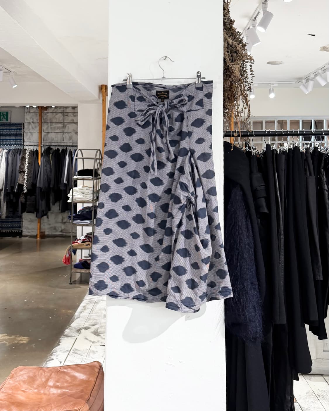 비비안웨스트우드 그레이 네이비 패턴 코튼 셔링 리본 스커트 상품이미지1