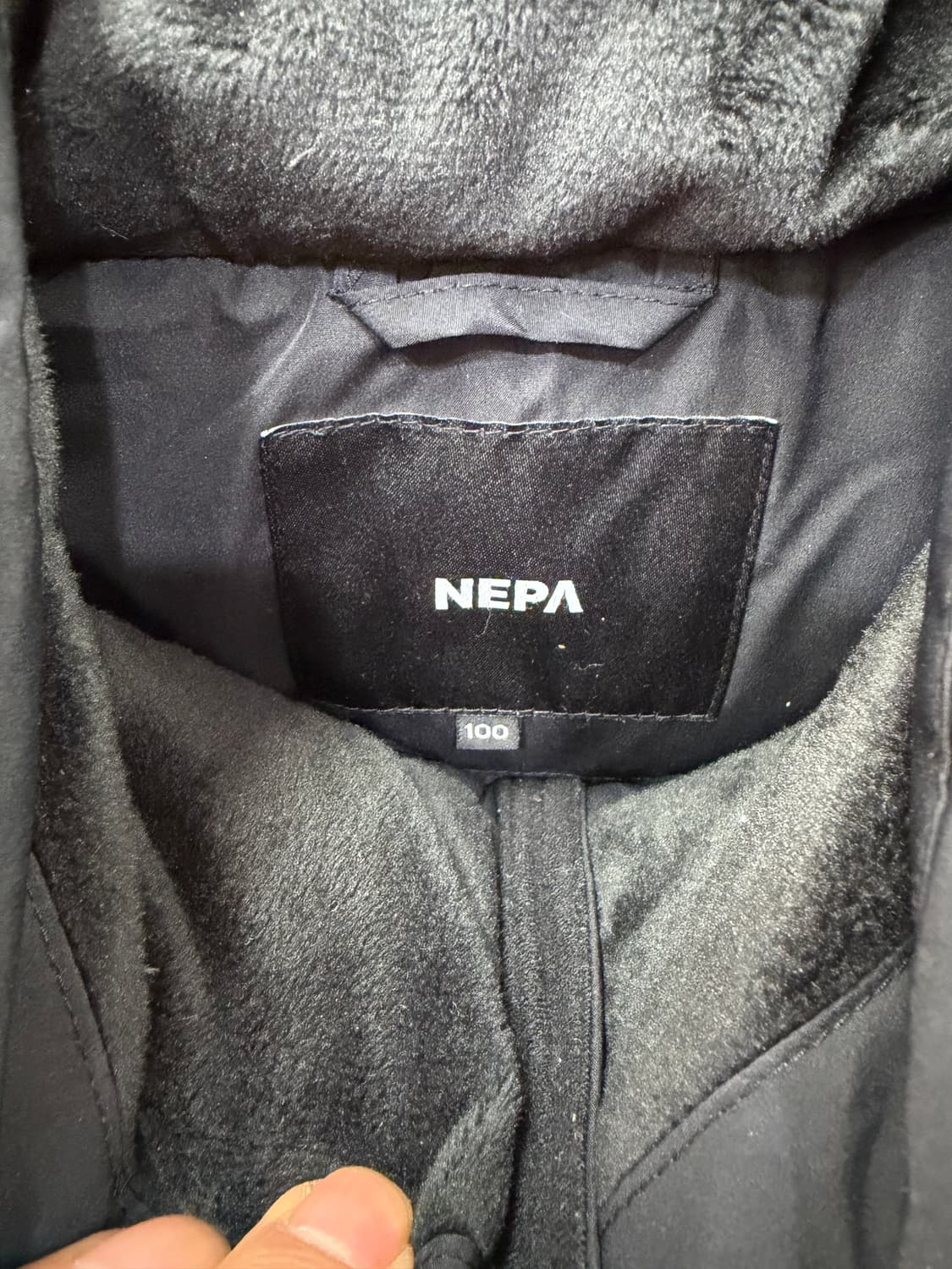 정품) NEPA 네파 남성 블랙 패딩 100 상품이미지7