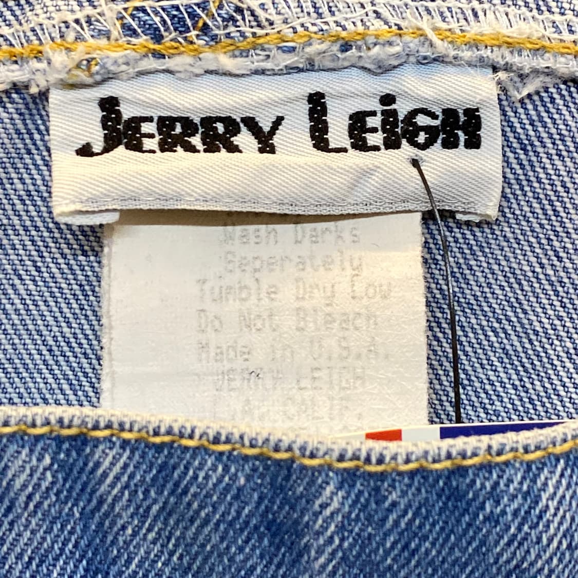 90s Made in USA 빈티지 루니툰 데님 오버롤 반바지 상품이미지5