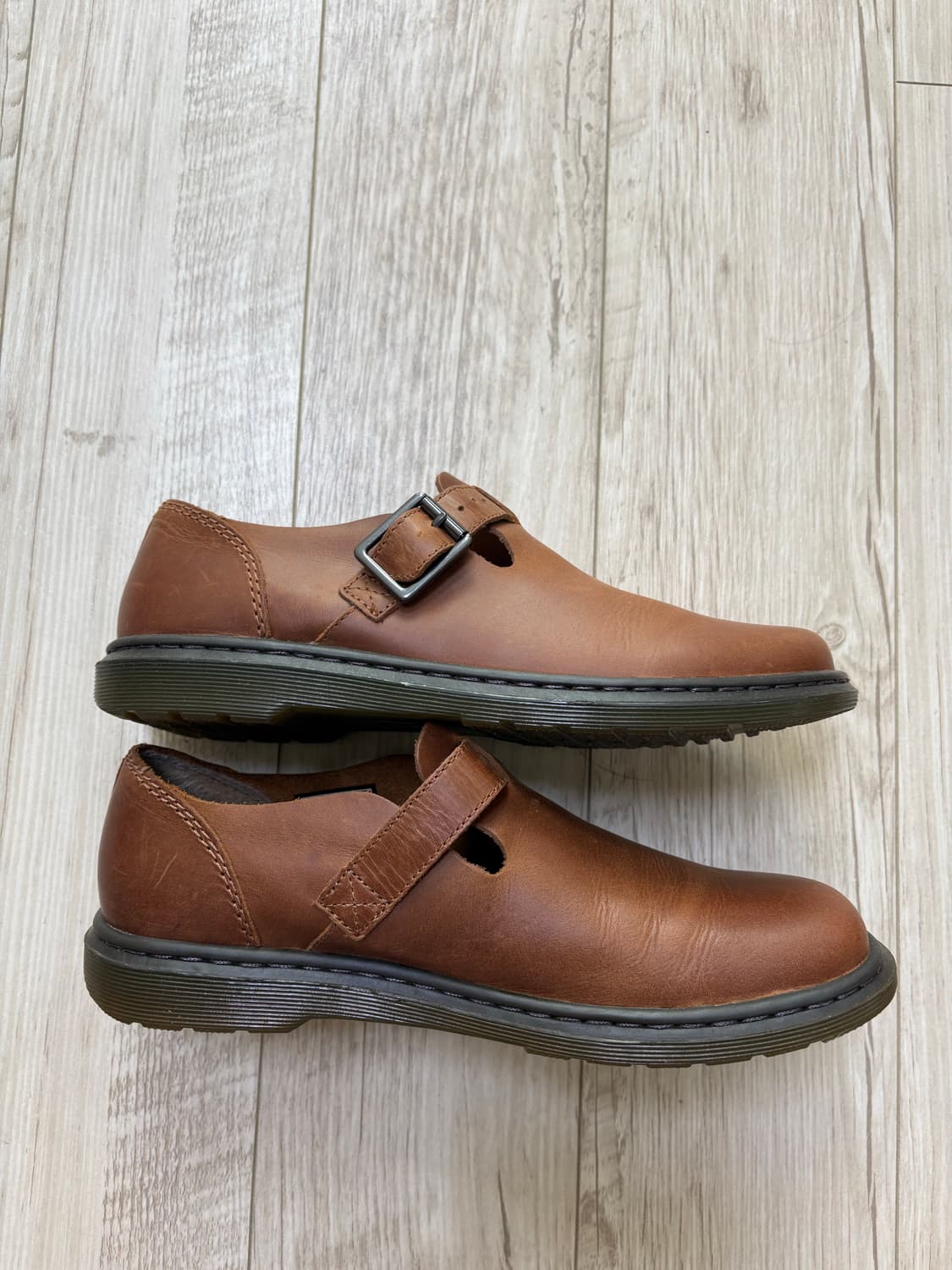 닥터마틴 패트리샤 브라운 250 상품이미지3