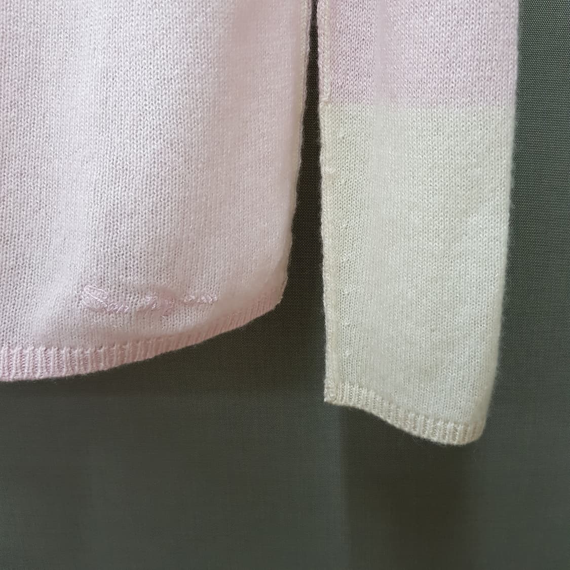 손정완 2021 배색 캐시미어 100 하이넥 니트 55사이즈 상품이미지4