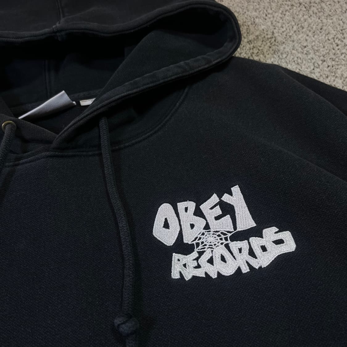 오베이 빅로고 후드티 상품이미지4