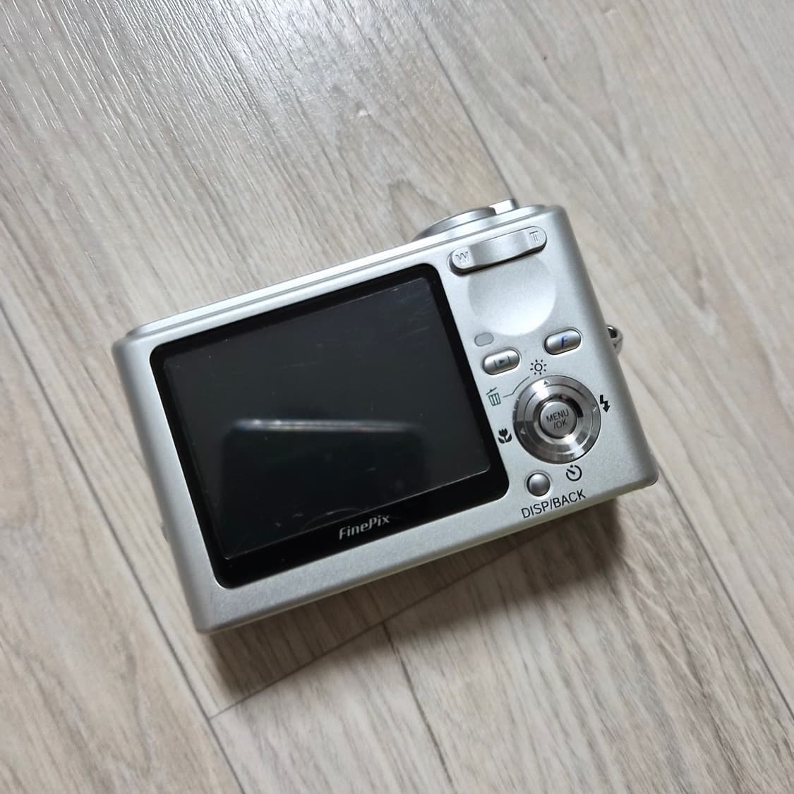작례o 디카 후지필름 파인픽스 f10 카메라 판매합니다 상품이미지3