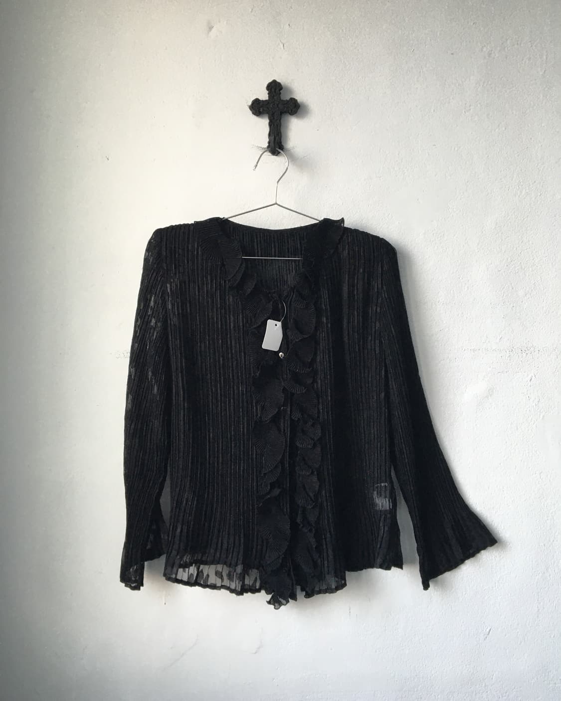 Ruffle point pleats cardigan 상품이미지1