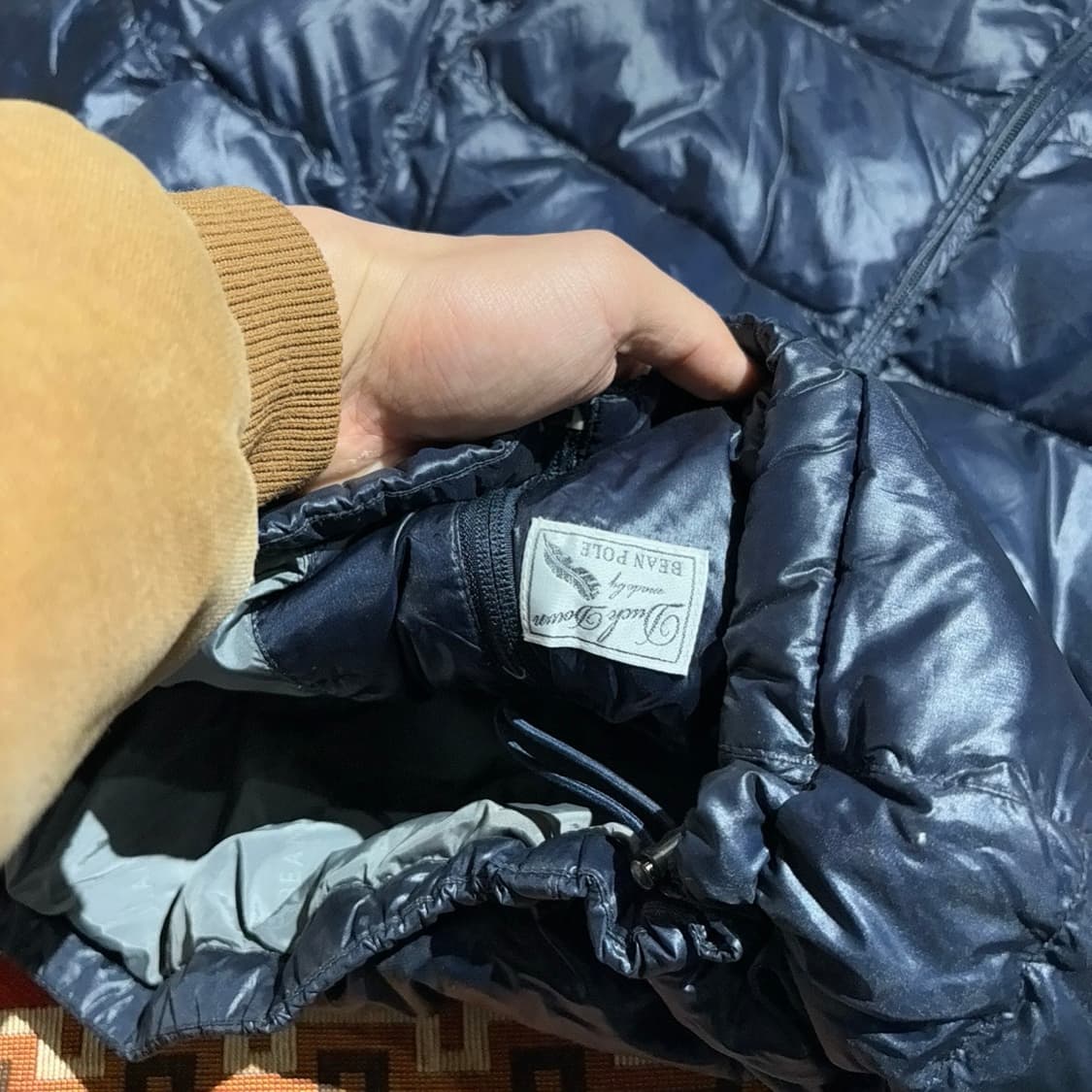 빈폴 빈티지 유광 후드 패딩 상품이미지3