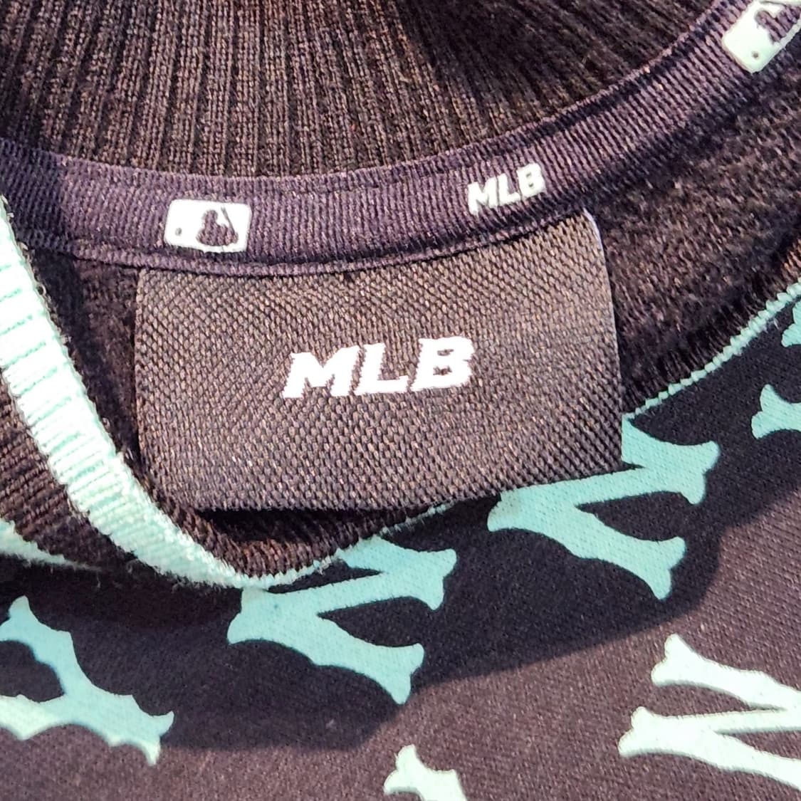 MLB 모노그램 뉴욕 양키스 맨투맨 L 상품이미지3