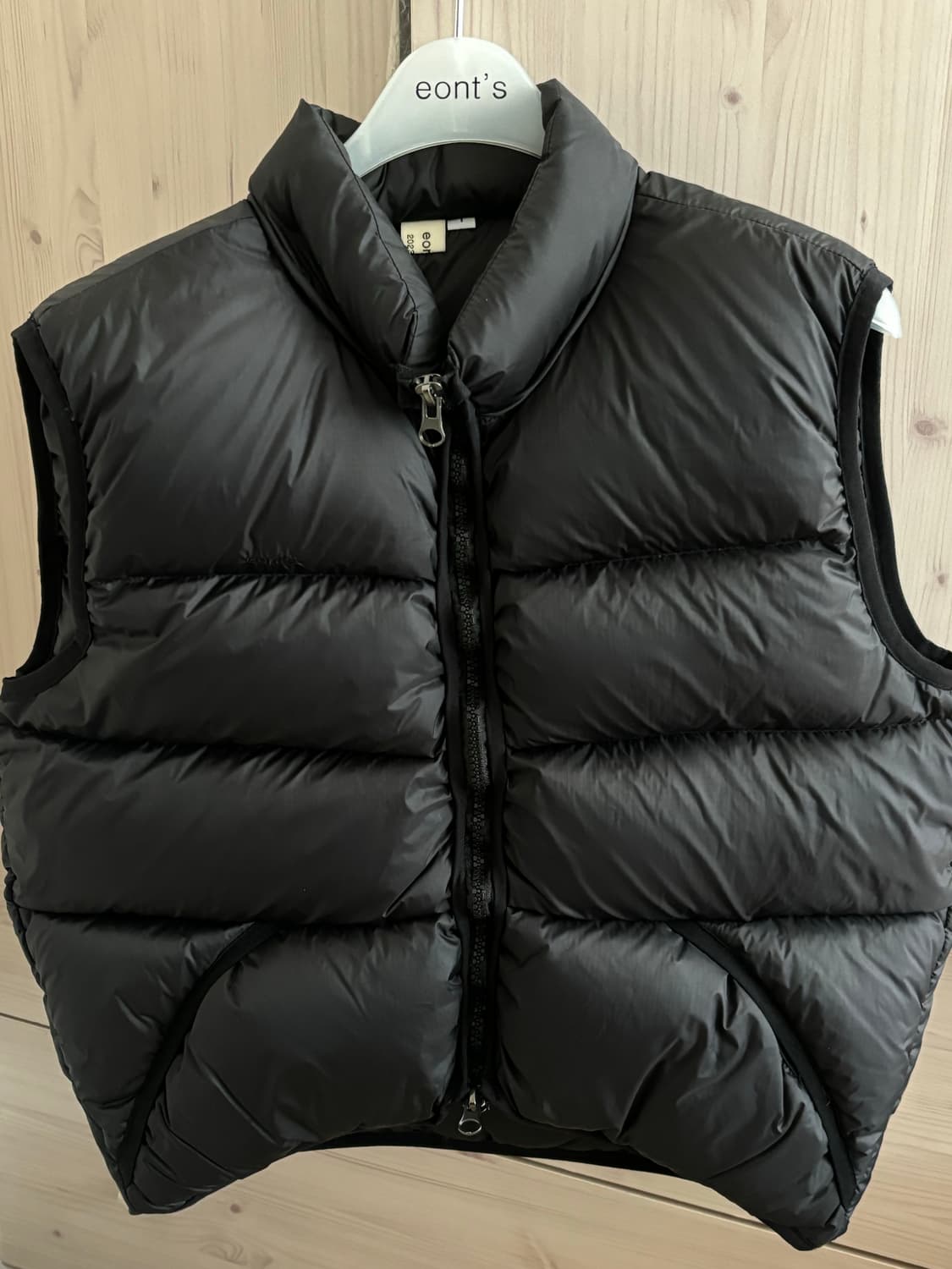 Eont‘s padding vest 에옹쓰 패딩조끼 (2023ver) 상품이미지3