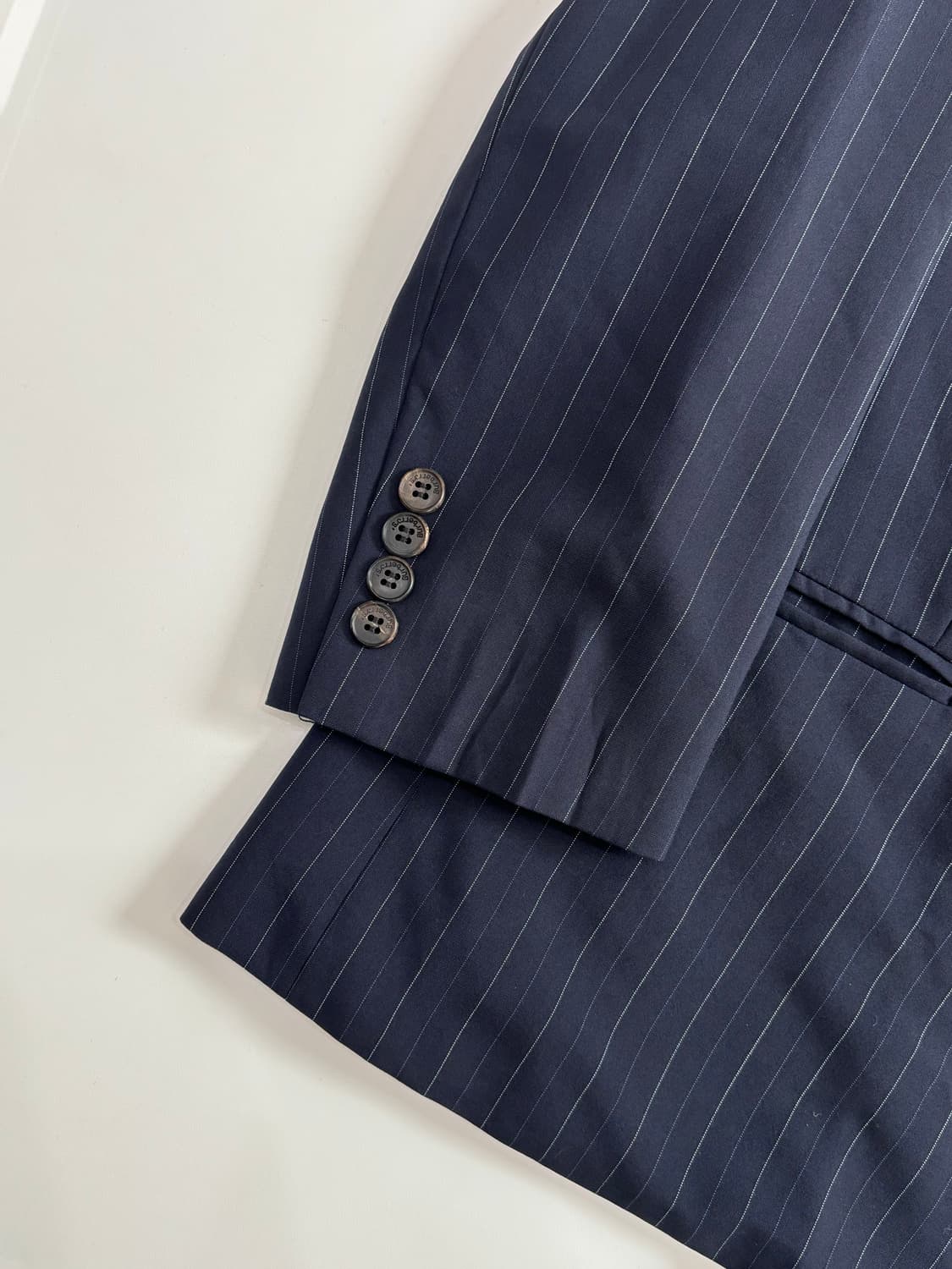 Burberry 버버리 네이비 스트라이프 더블 블레이저 상품이미지8