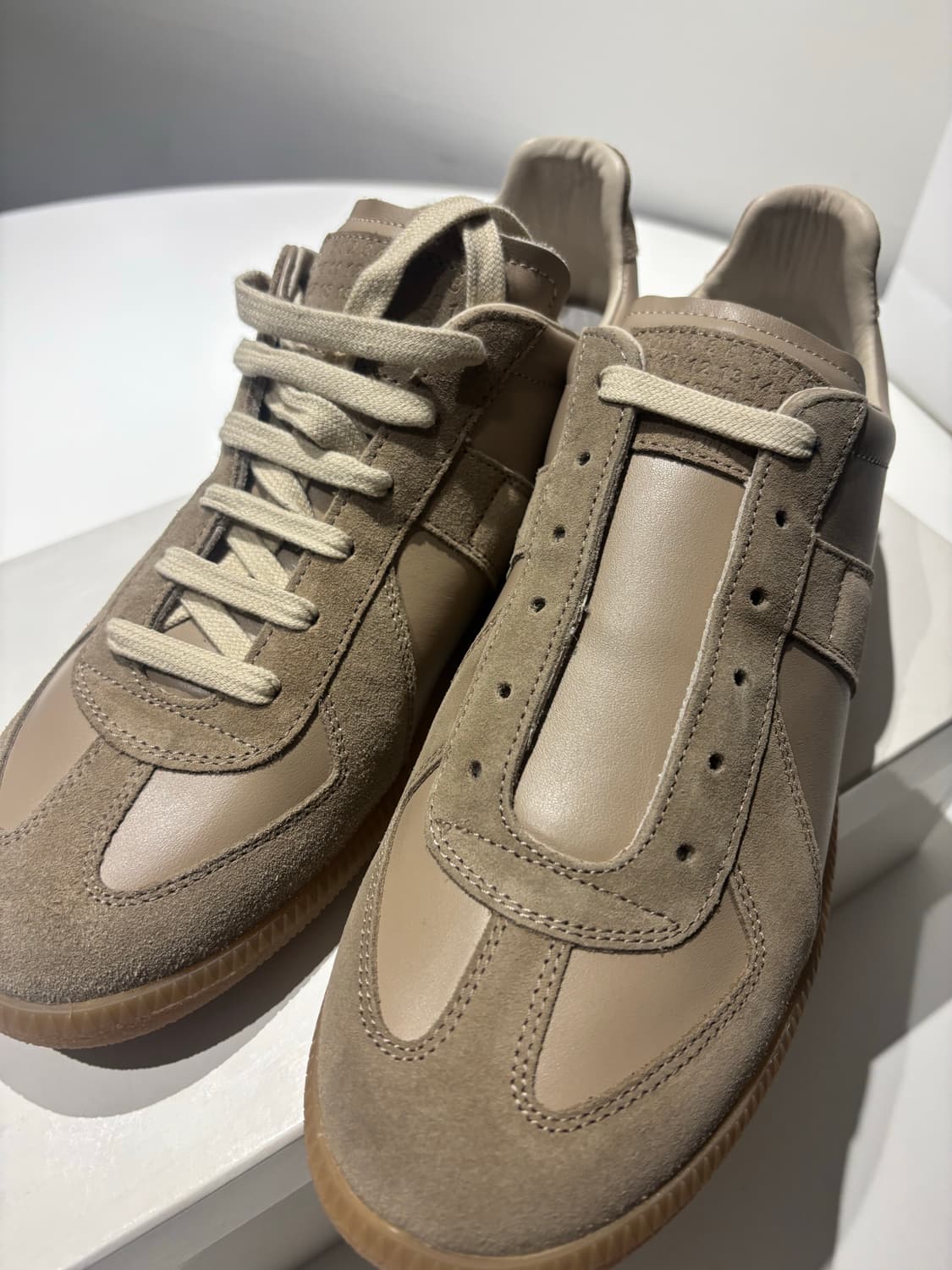 (새상품) 메종 마르지엘라 독일군 스니커즈 카키 270 상품이미지3