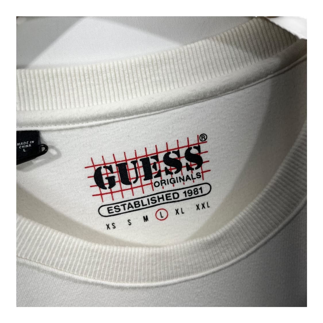 [Guess] 게스 오리지널 미키마우스 맨투맨 상품이미지5