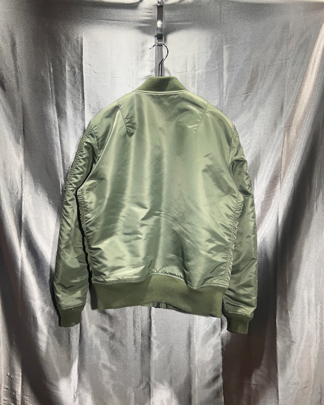 L 쇼트(Schott) 오리지널 MA-1 에어포스 카키 점퍼 상품이미지3