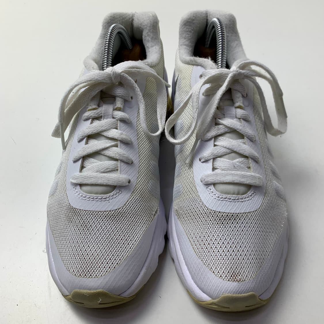 [245/정품] 나이키 에어맥스 인비고 여성 운동화 신발
 상품이미지2