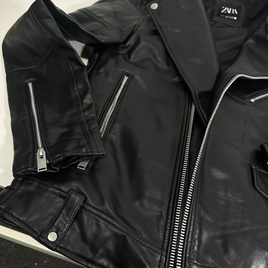 M 90-95 자라맨 블랙 페이크레더 가죽 라이더자켓 상품이미지2