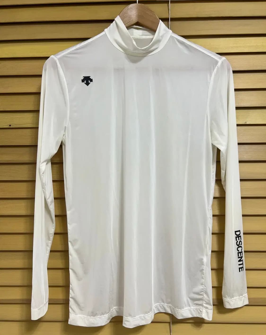 데상트 여성 기능성 하프터틀넥 이너티셔츠 M 상품이미지2