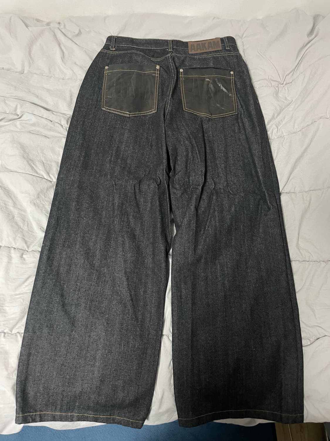 아캄 Leather Patch Denim Pants 블랙 2사이즈 상품이미지4
