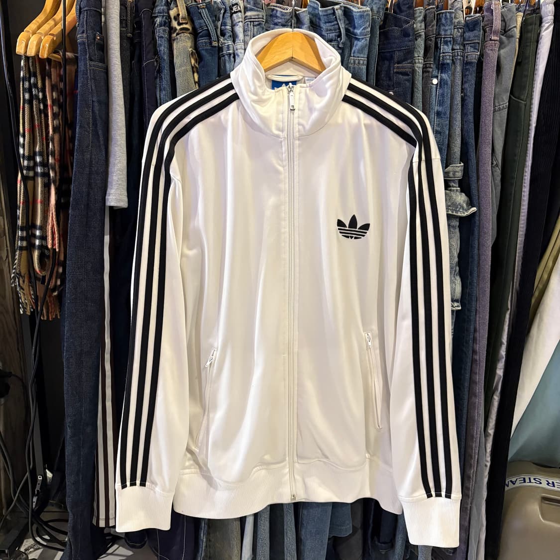 아디다스 구파이어버드 흰/검 져지 L 상품이미지2