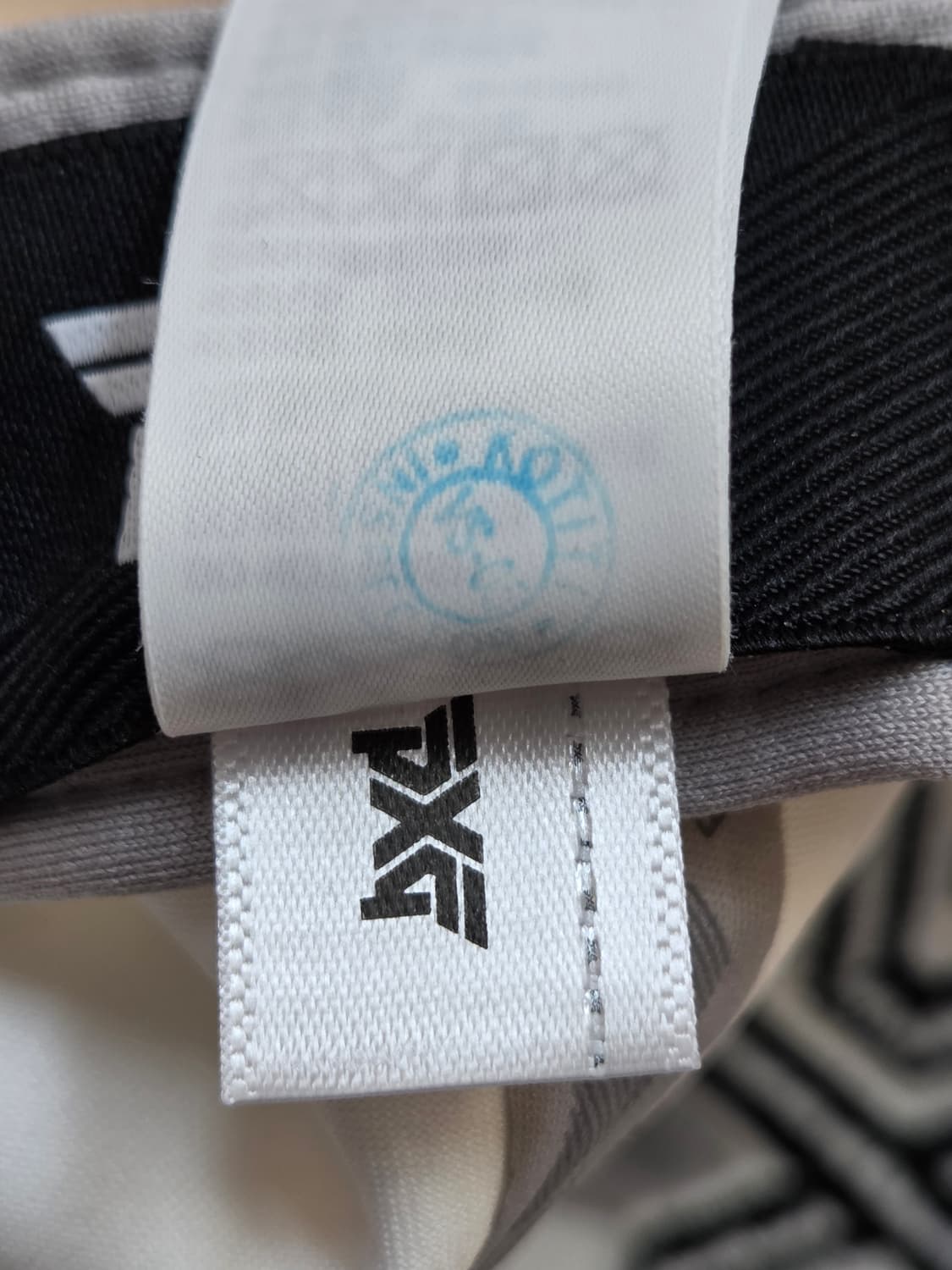 PXG 남성 골프 모자 판매합니다. 흰색 바탕에 검정색 PXG 로고가 포 상품이미지9