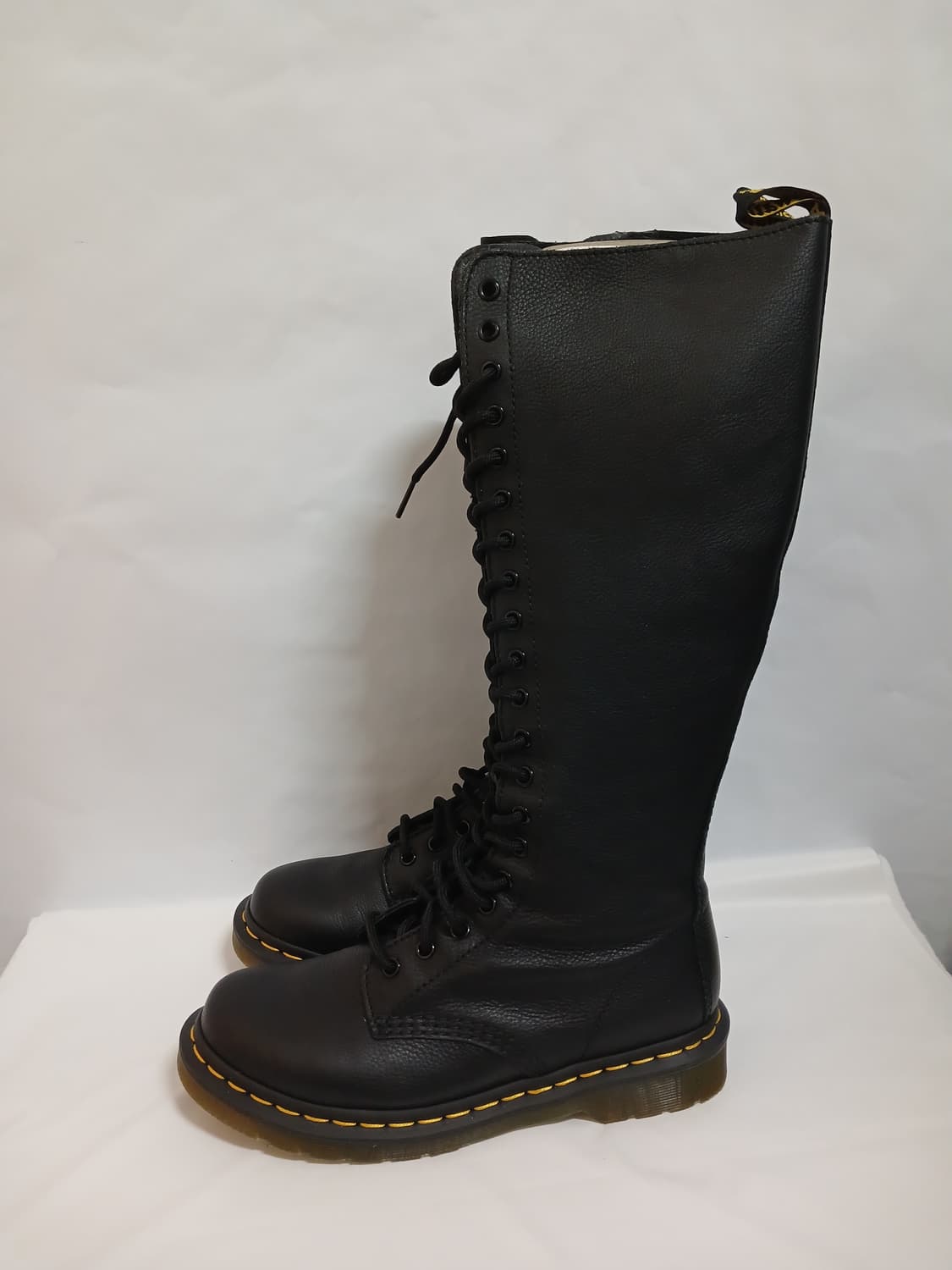 (새상품,245,EU39)닥터마틴 20홀 1B60 버지니아 상품이미지3