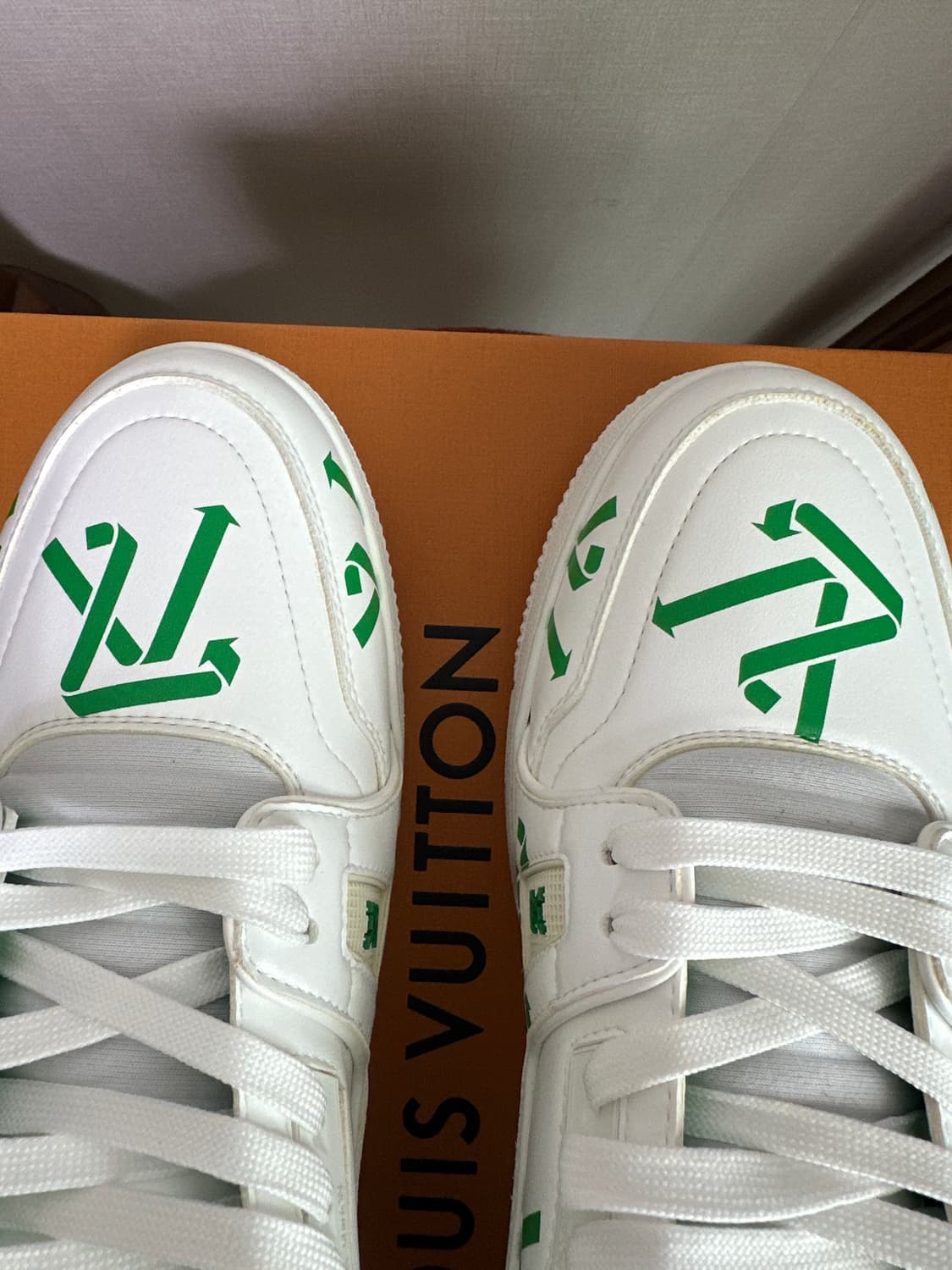 [9, 280 size] 루이비통 트레이너 스니커즈[1AAGXH] 새제품 상품이미지9