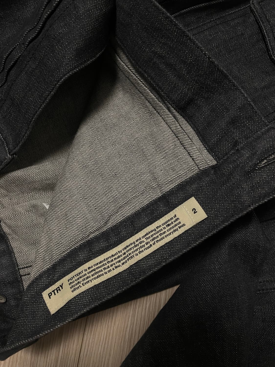 [2szie] 포터리 오가닉 코튼 데님 트러커 자켓 타입 1 차콜 상품이미지4