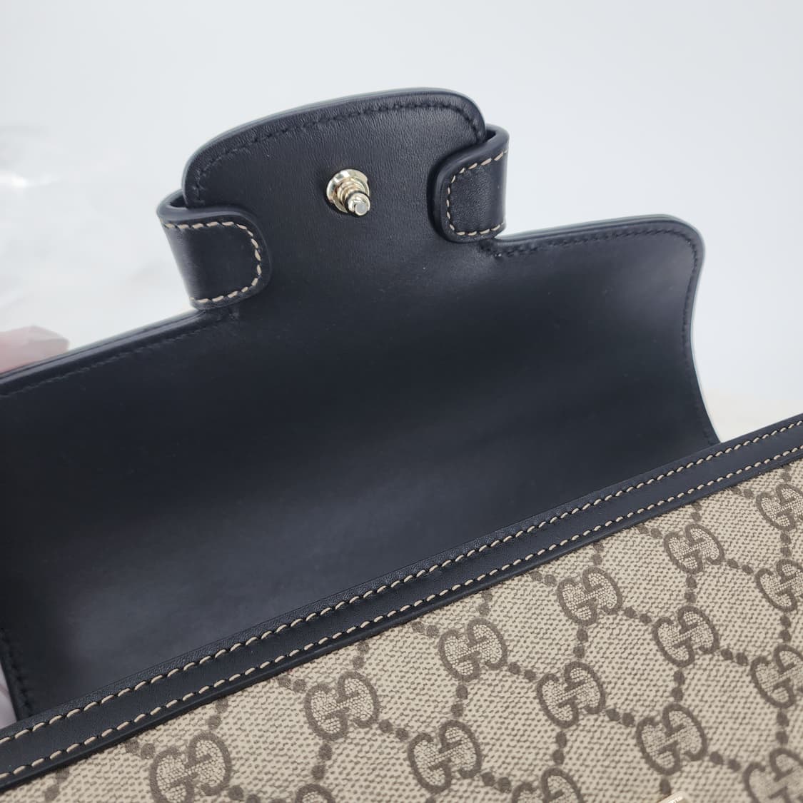 전시품급 구찌 홀스빗 1955 스몰 탑 핸들백 베이지 블랙 상품이미지7