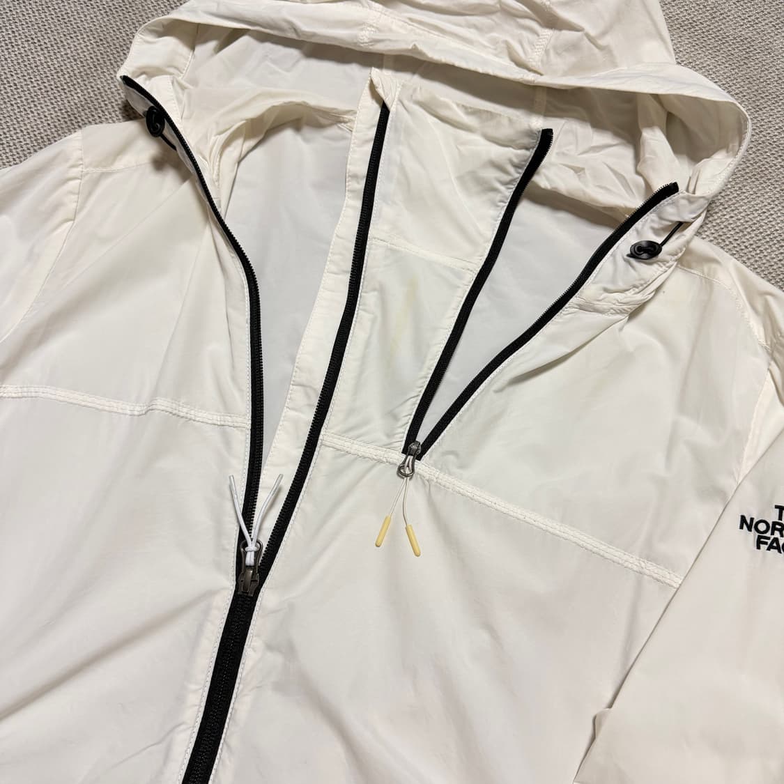 노스페이스 화이트라벨 경량 바람막이 자켓 상품이미지3