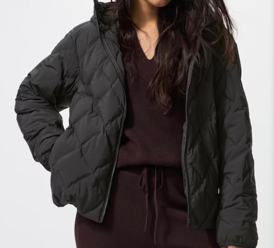 유니클로 퍼프테크 여성 경량패딩 상품이미지1