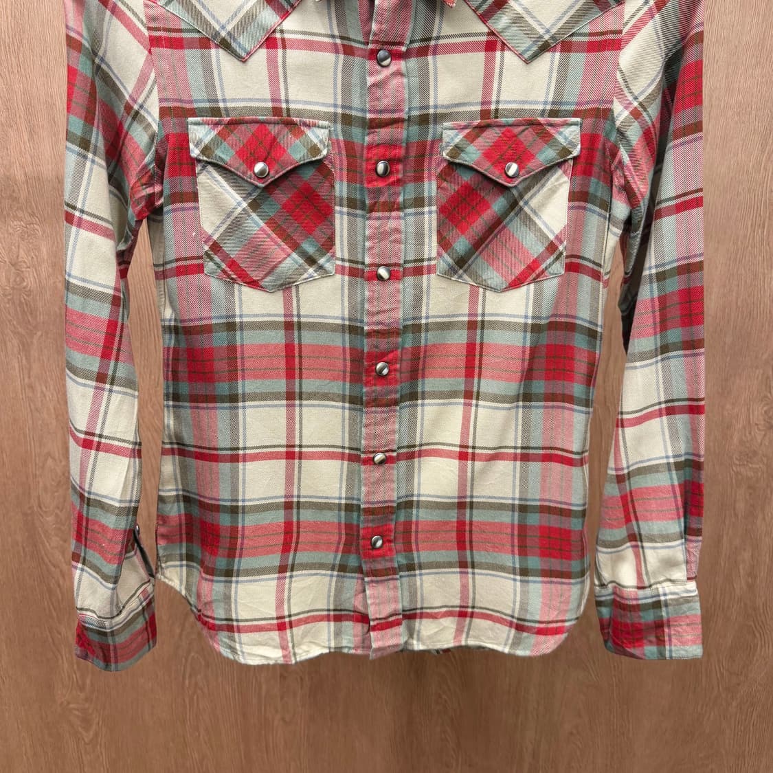 랄프로렌 코튼 셔츠 체크 패턴 웨스턴 스냅 버튼 디테일 레드 아이보리 상품이미지5