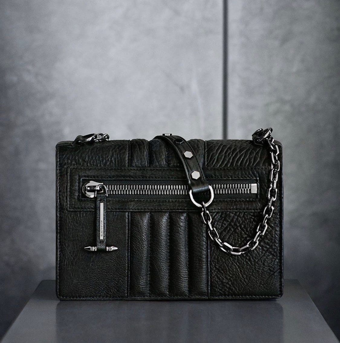 올세인츠 양가죽 모터사이클 퀼팅 체인 숄더백 크로스바디백  상품이미지1