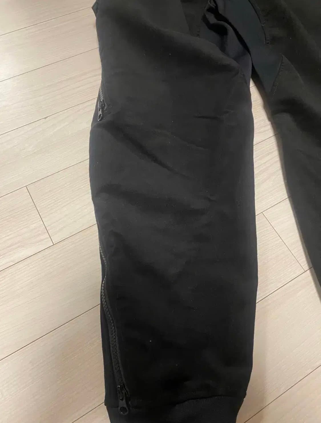 쉐도우프로젝트 블랙패치 지퍼조거팬츠 상품이미지6