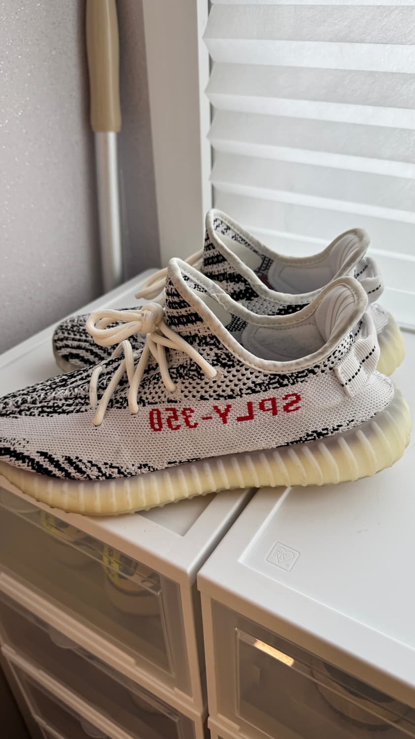 (US 8) 아디다스 이지 부스트 350 V2 지브라 상품이미지2