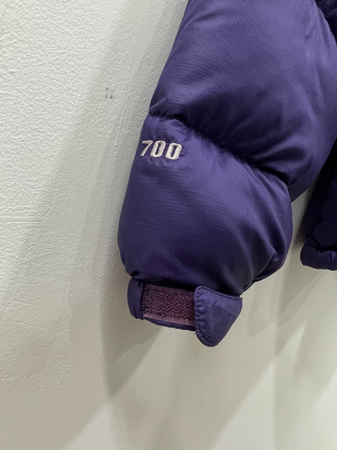 노스페이스 700 눕시 다운 패딩 상품이미지4