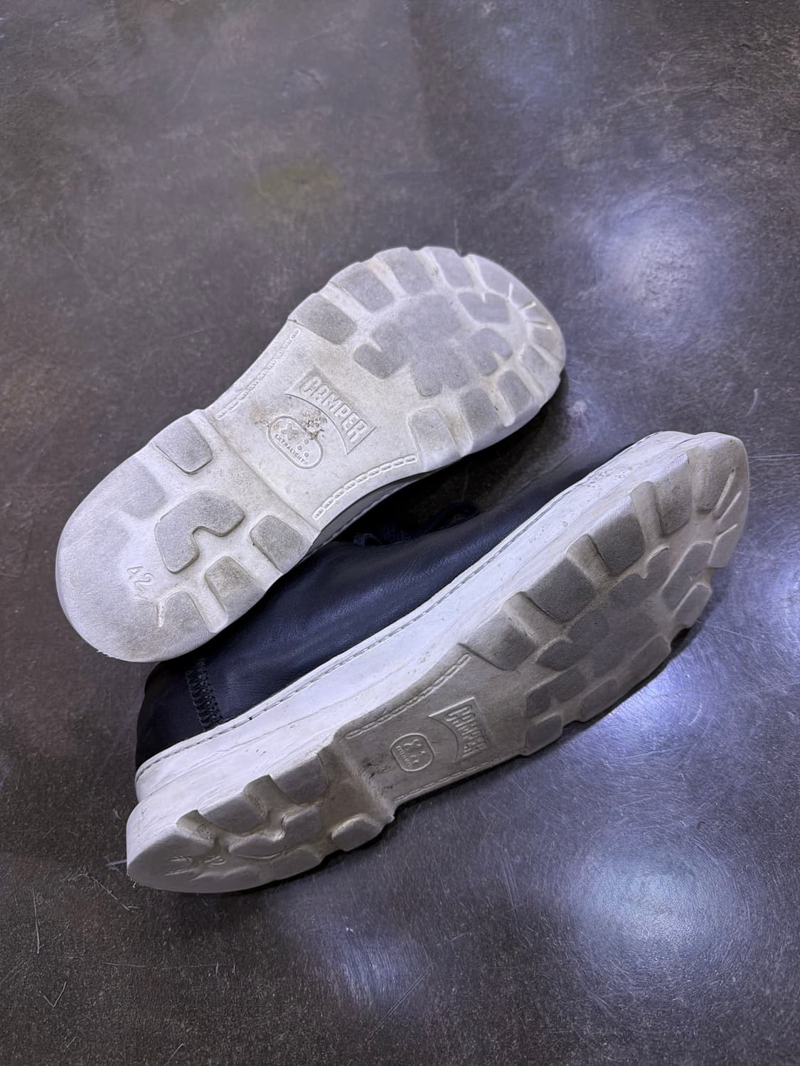 캠퍼 블루투스 블랙 화이트 스니커즈 슈즈 42(270) 상품이미지8