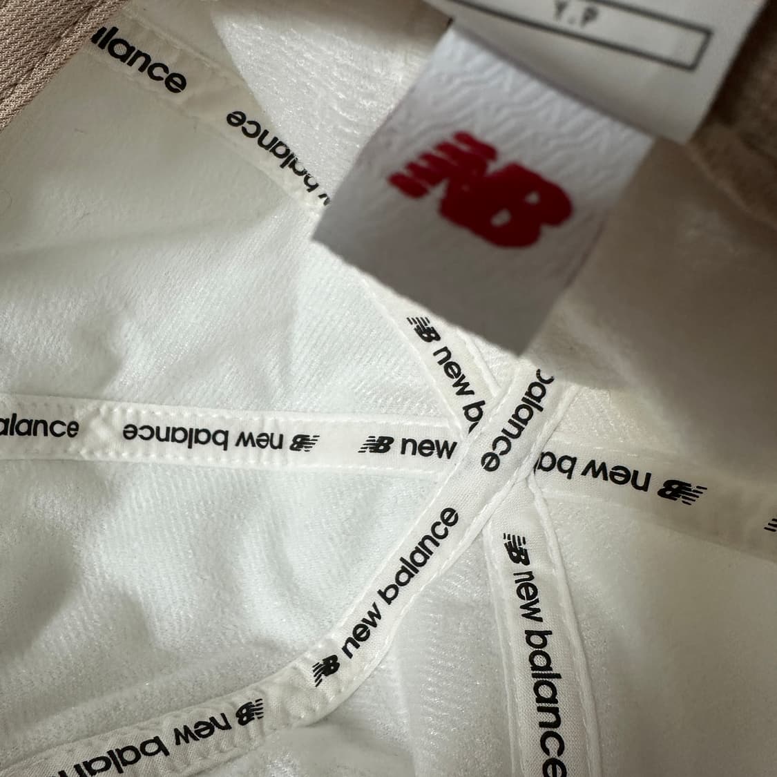 뉴발란스 키즈 퀼팅 폼폼 방한 모자 (56) 상품이미지4