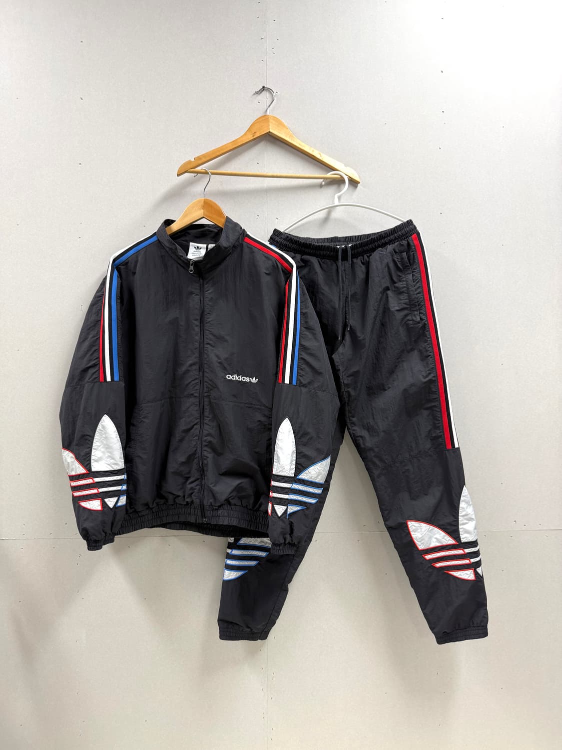 남성 상의XL 하의L / 아디다스 바람막이 조거팬츠 셋업 세트 상품이미지1