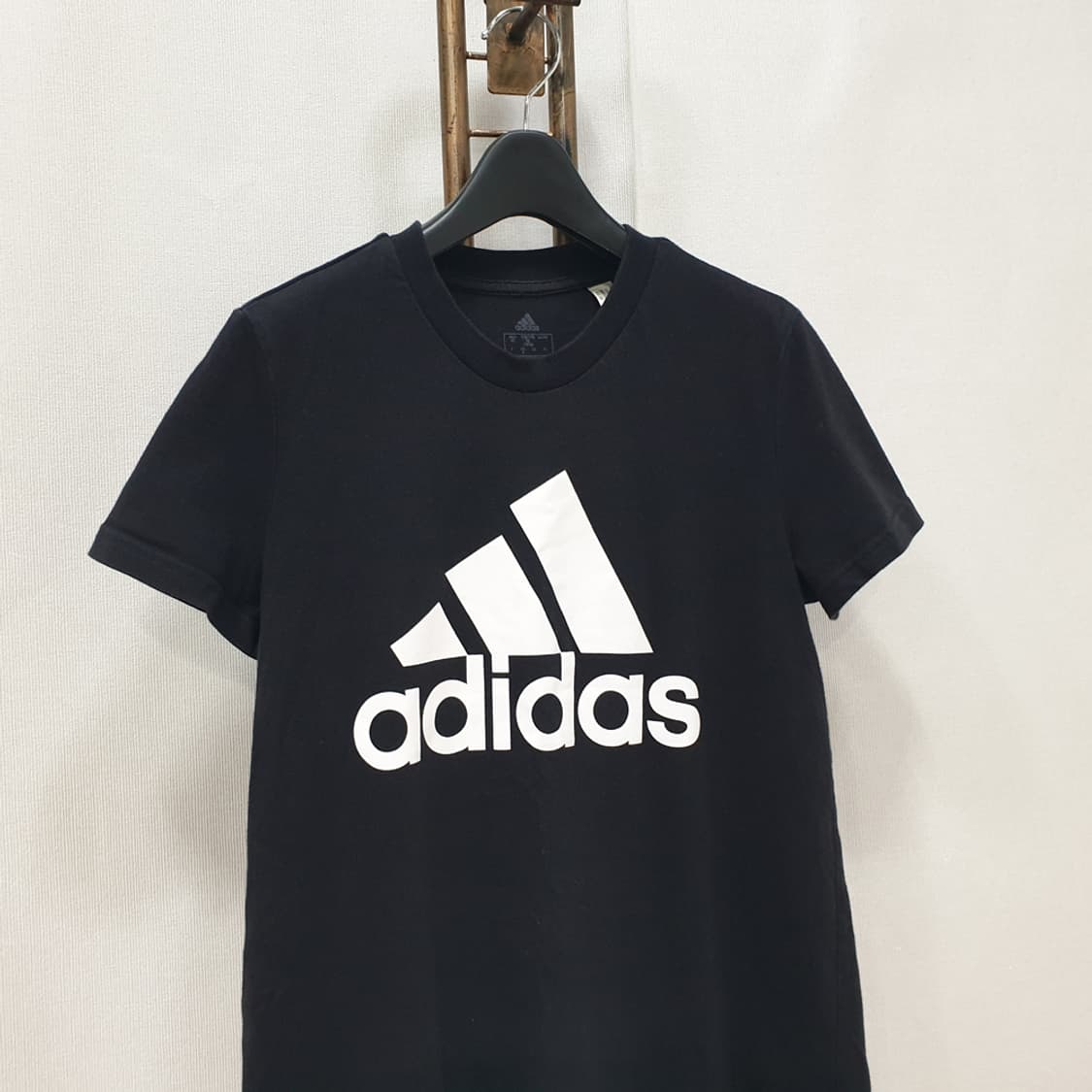 아디다스 우먼스 반팔 원피스 M 상품이미지2