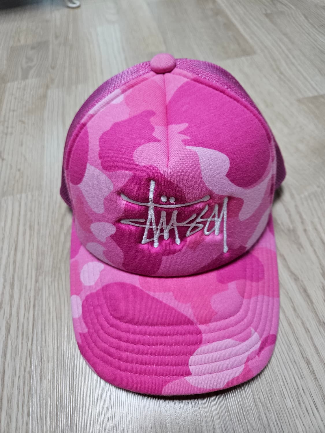 베이프 x 스투시 트러커캡 핑크 상품이미지2