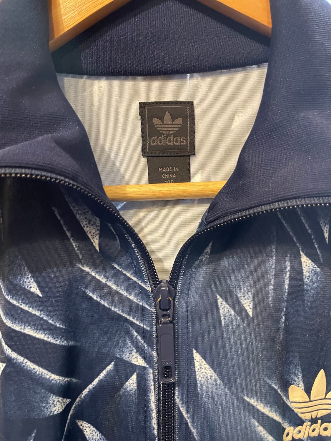 아디다스 리버풀 Candy 한정판 트랙탑 저지 자켓 상품이미지4