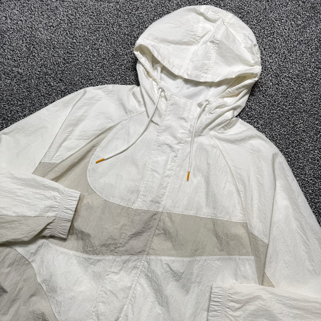 Name : 나이키 빅스우시 신형 오버핏 바람막이 :) 상품이미지3