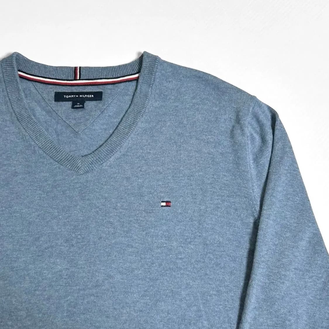 [M] Tommy 타미힐피거 하늘색 브이넥 니트 상품이미지3